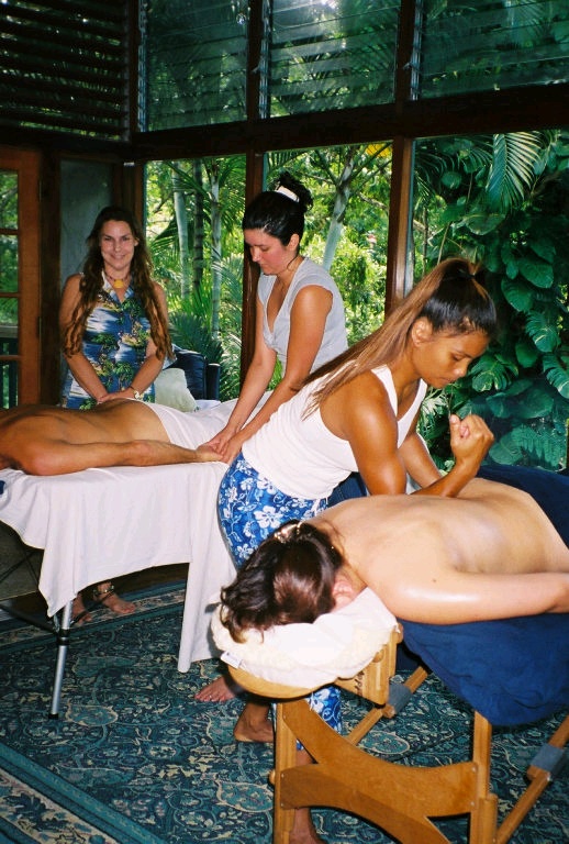 Lomi Lomi Massage Practitioner Training, Thats Better Ltd, Paraparaumu, 23  November to 27 November